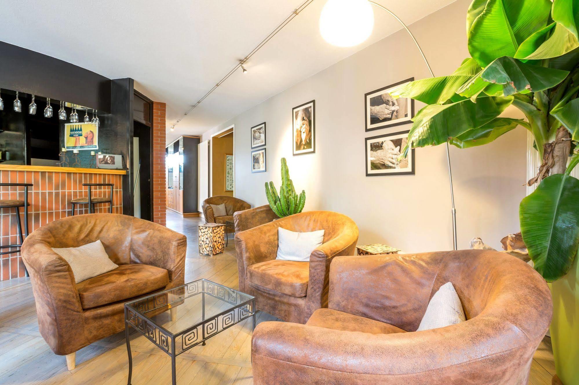Hotel Restaurant La Tour Dunieres Luaran gambar